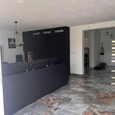 Villa Timur Vila
